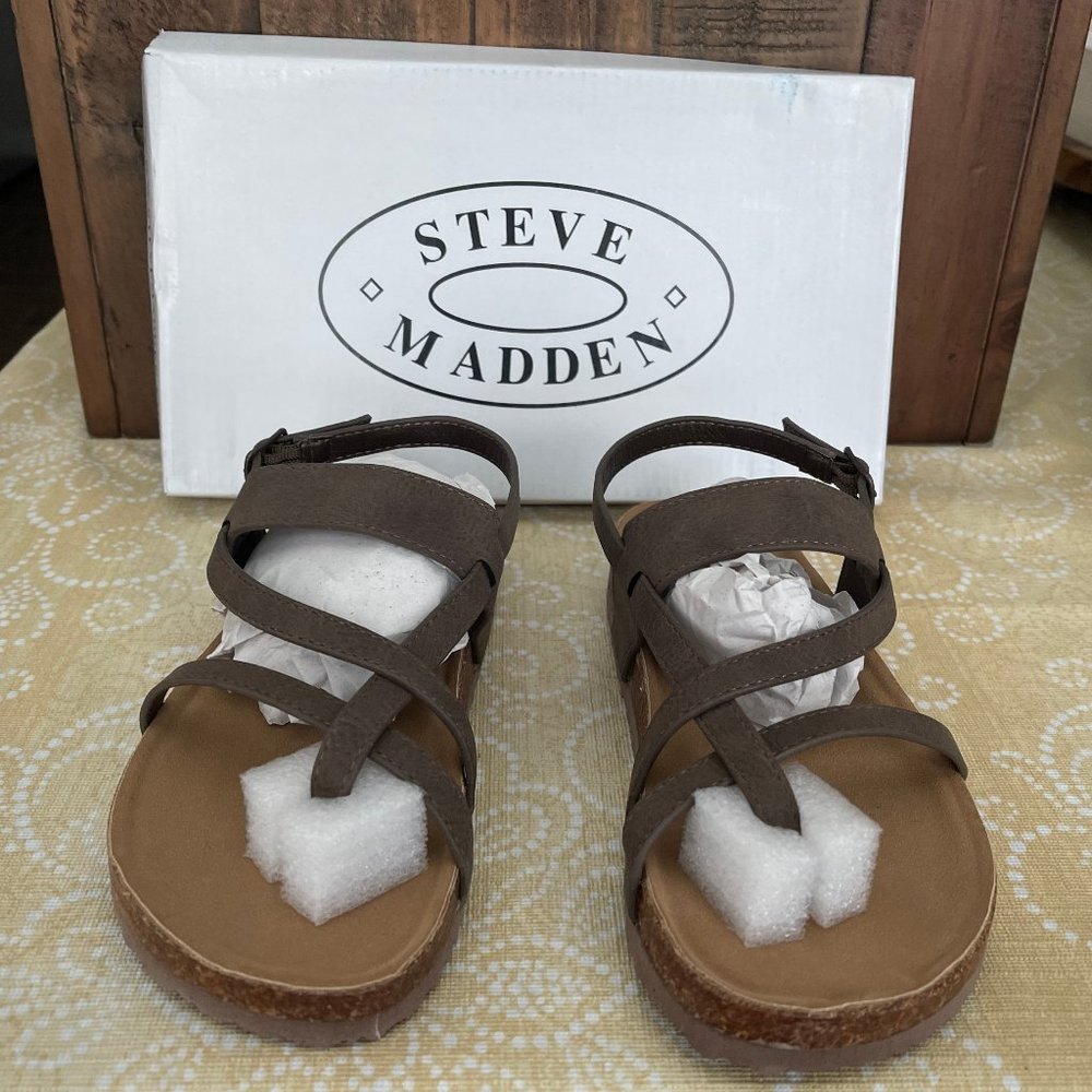 Steve Madden "3" and "9" Girls
